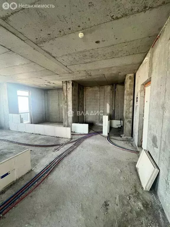 3-комнатная квартира: Волгоград, улица Ханпаши Нурадилова, 7 (90 м) - Фото 2