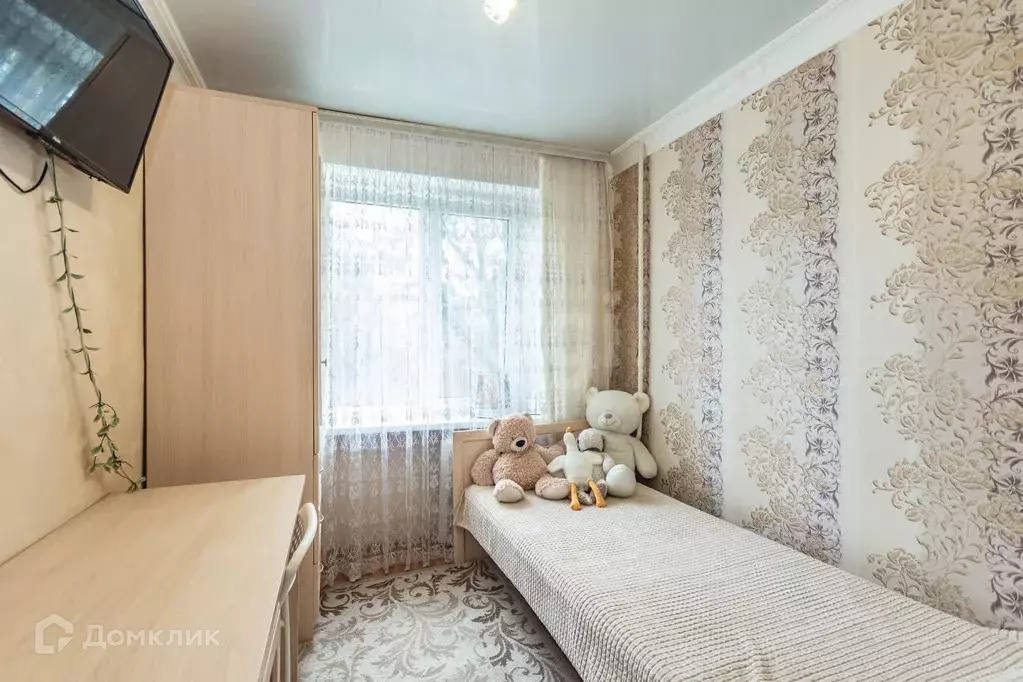 Продаётся 4-к квартира, 60 м - Фото 0