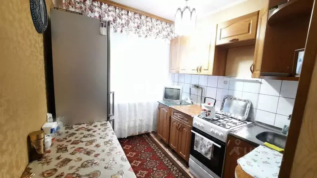 2-к кв. Белгородская область, Старый Оскол Парковый мкр, 9 (43.77 м) - Фото 0