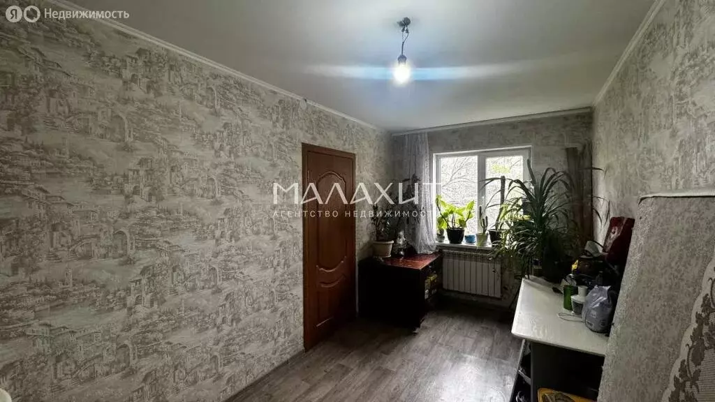 3-комнатная квартира: Самара, улица Антонова-Овсеенко, 93 (56.2 м) - Фото 1