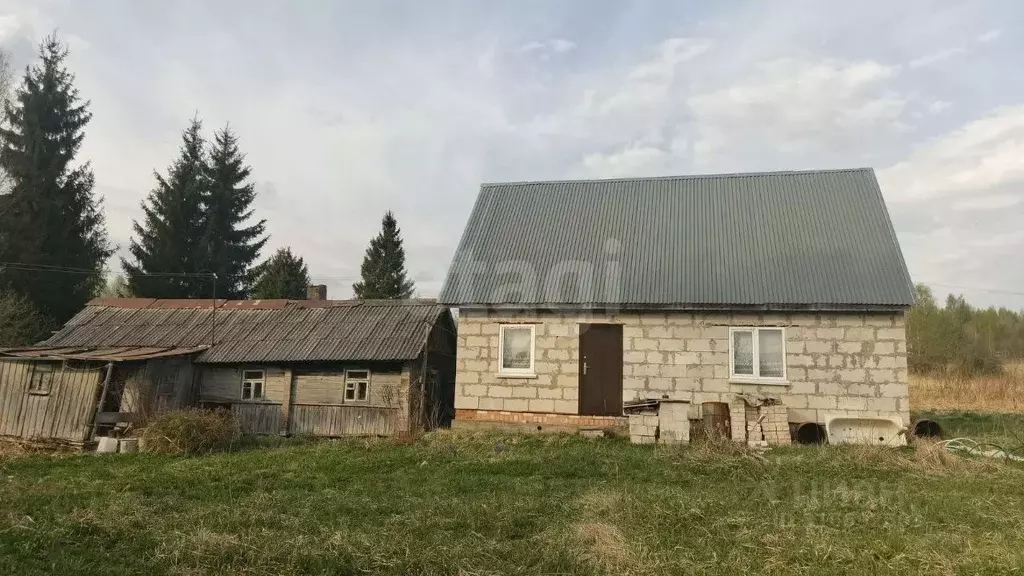 Дом в Смоленская область, Кардымовский муниципальный округ, д. Рясино ... - Фото 1