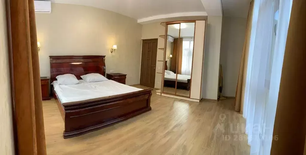 3-к кв. Крым, Алушта муниципальный округ, Партенит пгт ул. ... - Фото 1