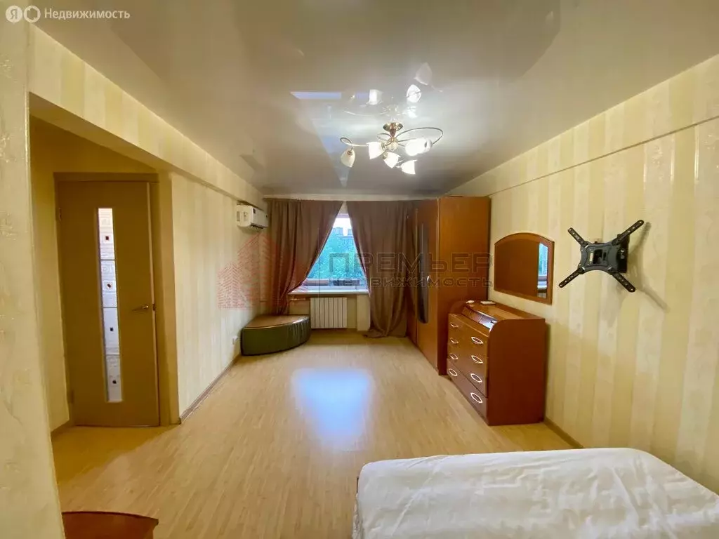 1-комнатная квартира: Волгоград, Рабоче-Крестьянская улица, 57 (31.8 ... - Фото 0
