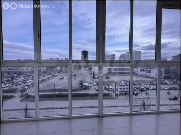 2-комнатная квартира: Пермь, улица Мира, 74 (65 м) - Фото 1