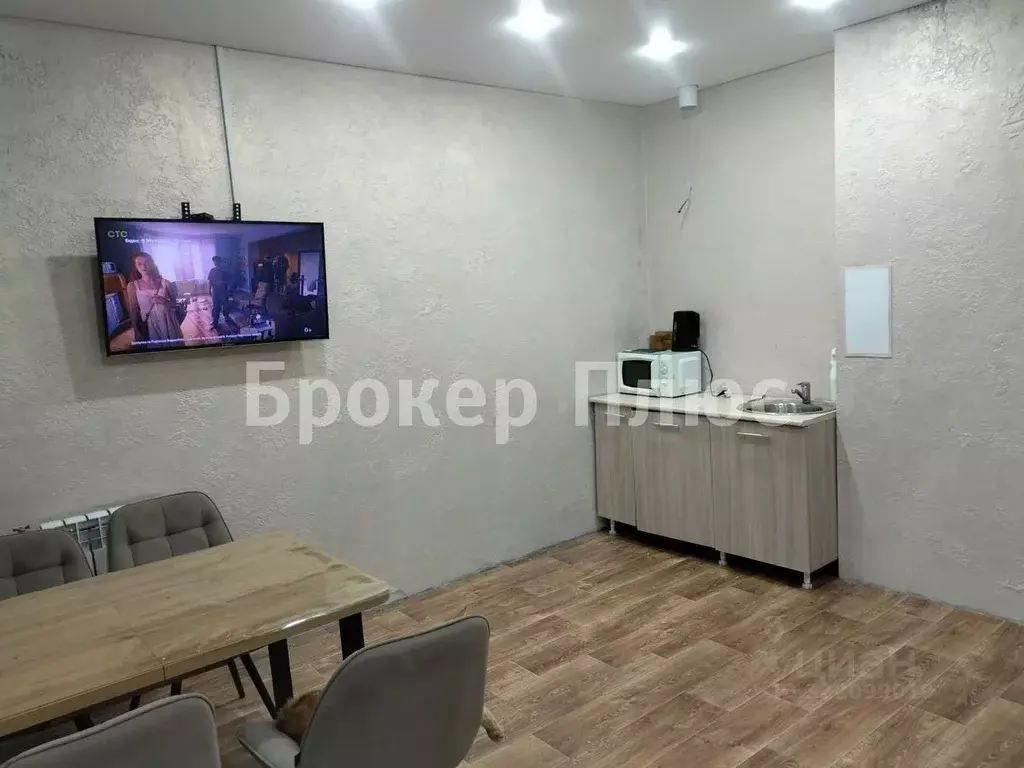 3-к кв. Хакасия, Абакан ул. Генерала Тихонова, 12к1 (61.0 м) - Фото 1