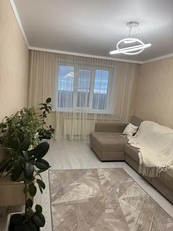 3-к кв. Курская область, Курск просп. Победы, 4 (83.0 м) - Фото 0