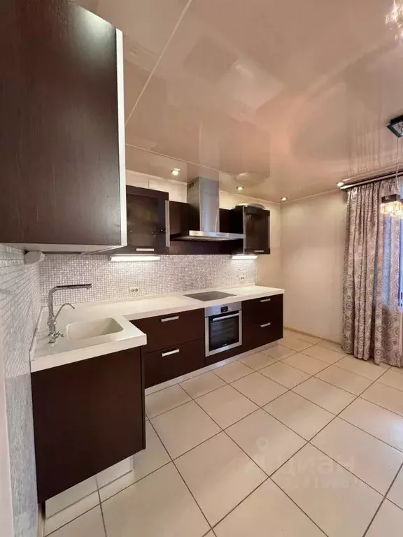 2-к кв. Кировская область, Киров Солнечная ул., 12 (55.0 м) - Фото 1