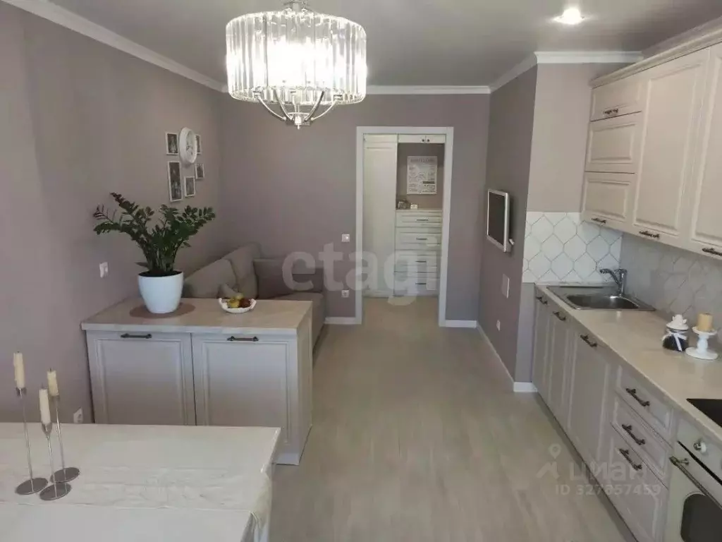 2-к кв. Тюменская область, Тюмень ул. Александра Митинского, 3к1 (67.3 ... - Фото 1