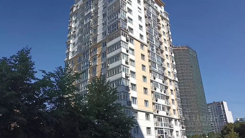 Гараж в Москва 2-я Филевская ул., 8с1 (15 м) - Фото 1