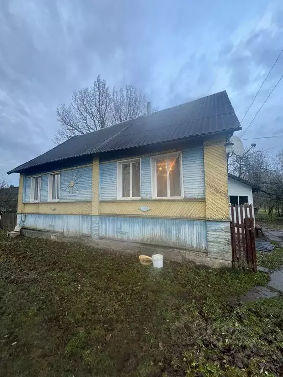 Дом в Псковская область, Порховский муниципальный округ, д. Заполянье  ... - Фото 1