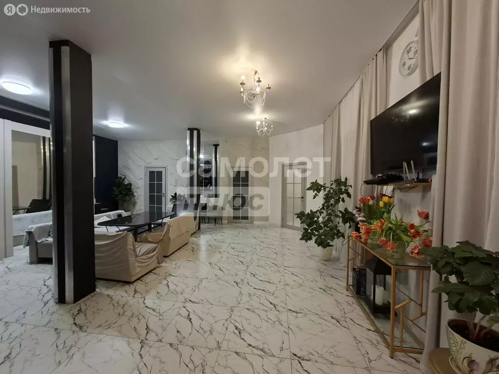 Дом в село Марфино, Ильинская улица, 8 (300 м) - Фото 2