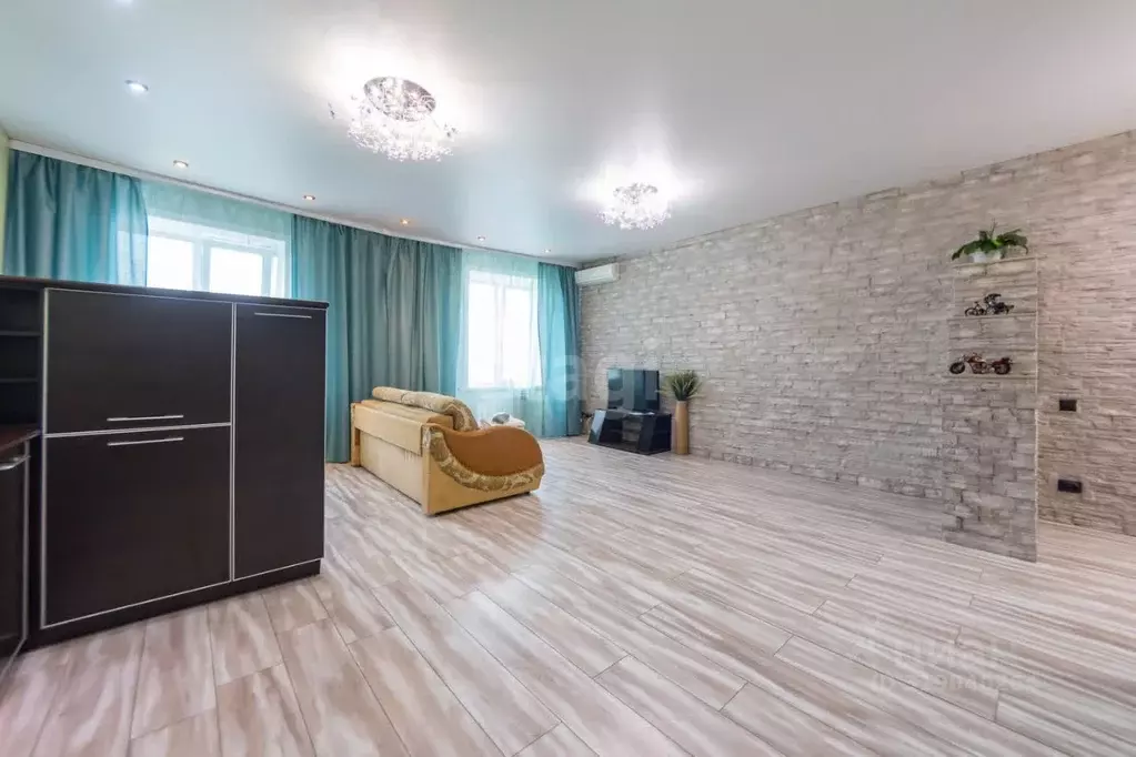 2-к кв. Хабаровский край, Хабаровск ул. Тургенева, 55 (74.6 м) - Фото 0