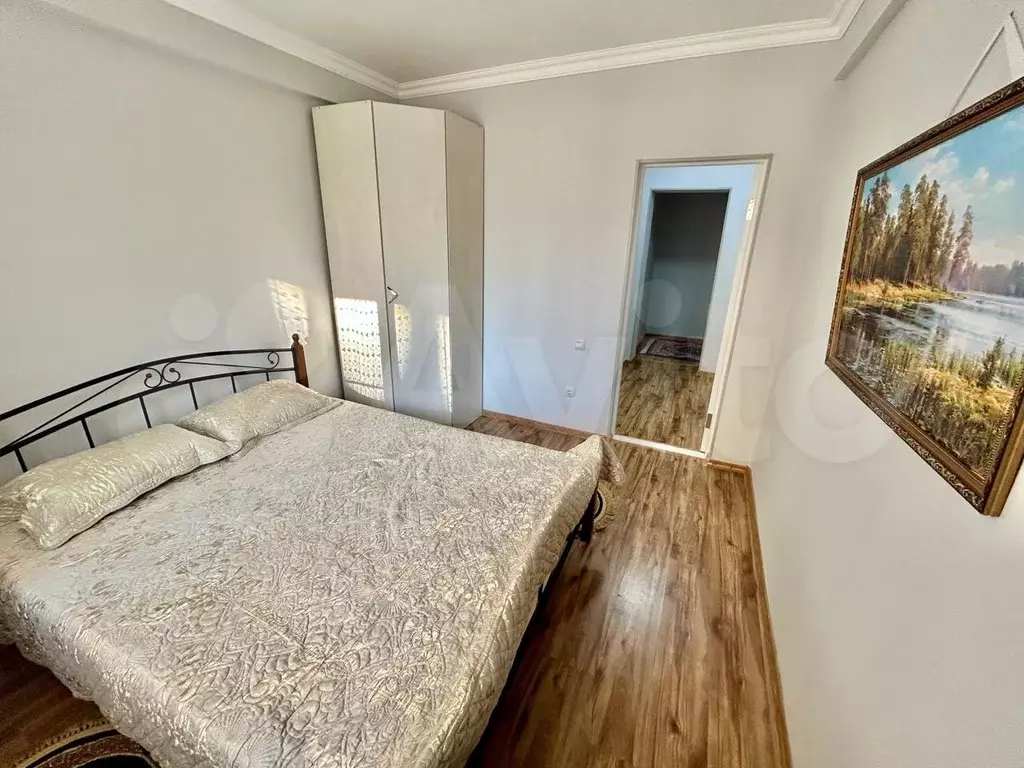 2-к. квартира, 60 м, 1/9 эт. - Фото 1