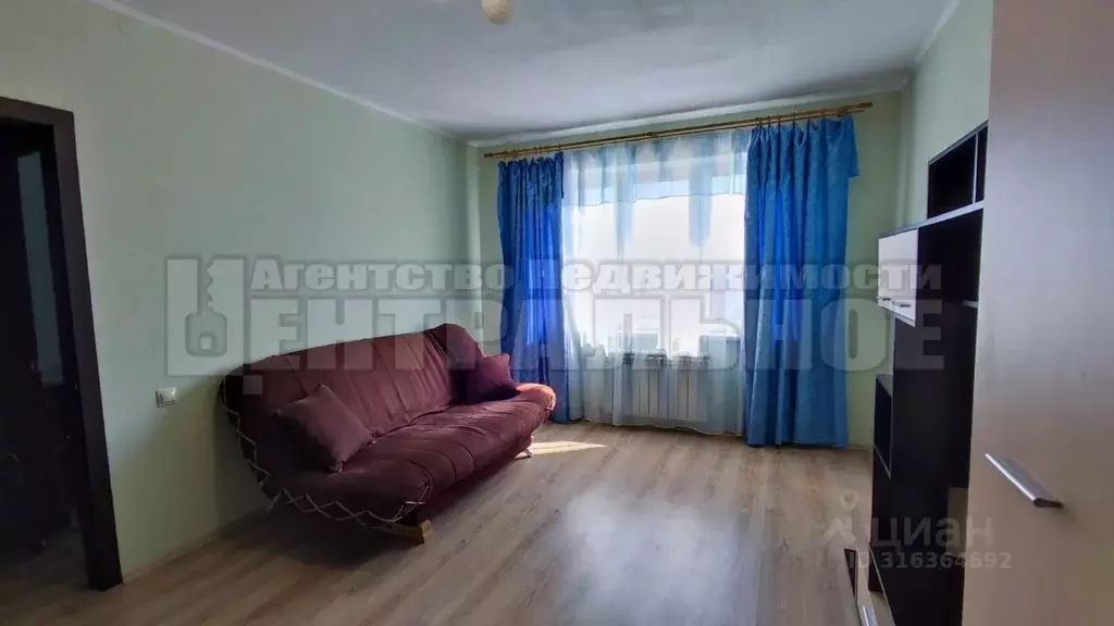 1-к кв. Смоленская область, Смоленск ул. Авиаторов, 4 (40.0 м) - Фото 0