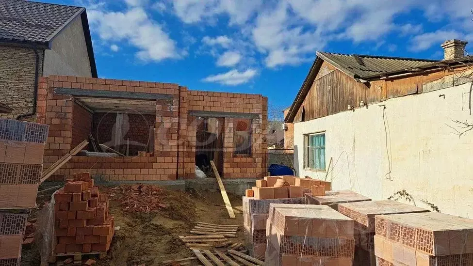 Дом в Дагестан, Избербаш ул. М.Б. Багандалиева, 11 (150 м) - Фото 0