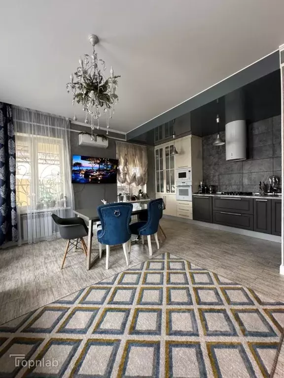 Таунхаус в Астраханская область, Астрахань ул. Суворова, 90Б (97 м) - Фото 1