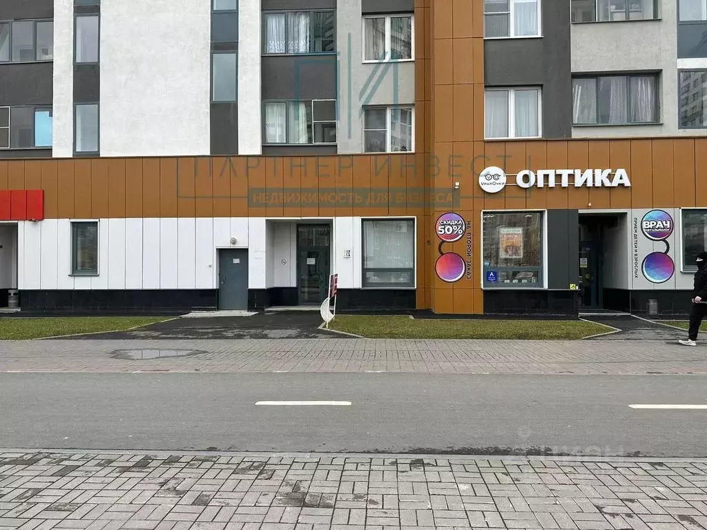 Торговая площадь в Свердловская область, Екатеринбург просп. Академика ... - Фото 1