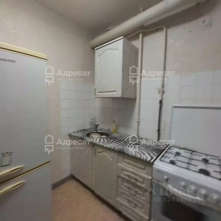 3-к кв. Волгоградская область, Волгоград ул. 7-й Гвардейской, 11 (57.2 ... - Фото 2