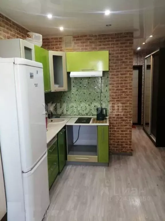 Студия Новосибирская область, Новосибирск ул. Виктора Уса, 7 (19.0 м) - Фото 2