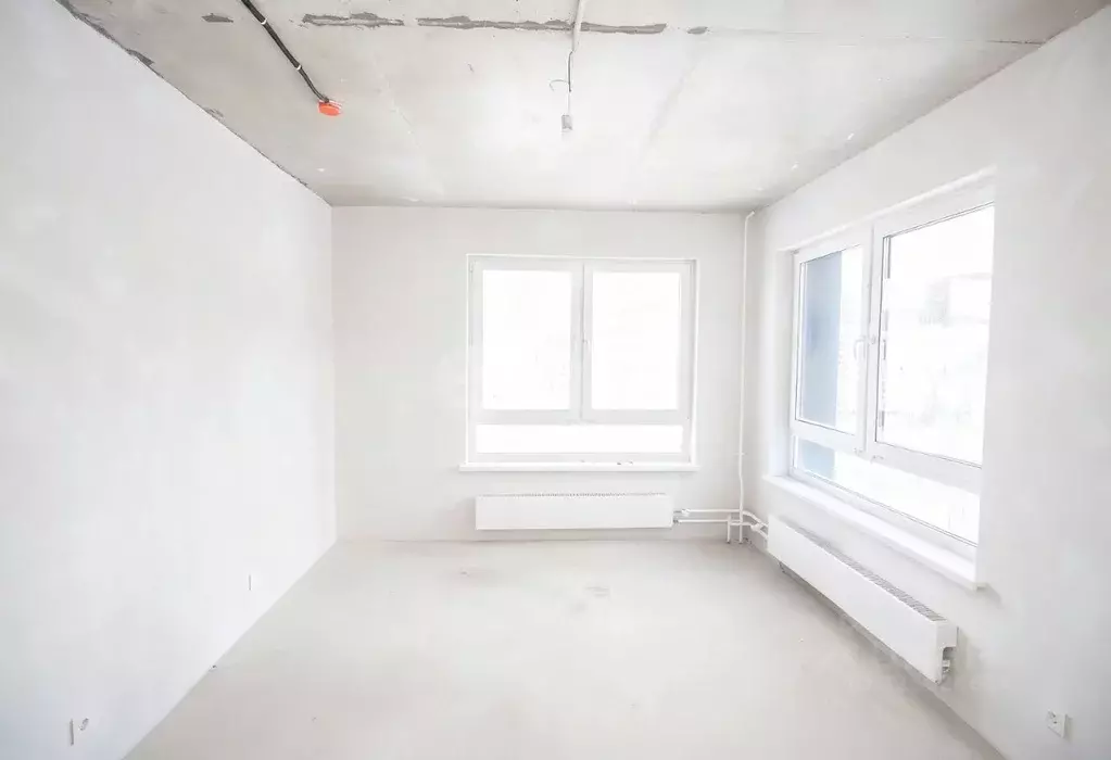 Студия Сахалинская область, Южно-Сахалинск ул. Имени Владимира ... - Фото 1