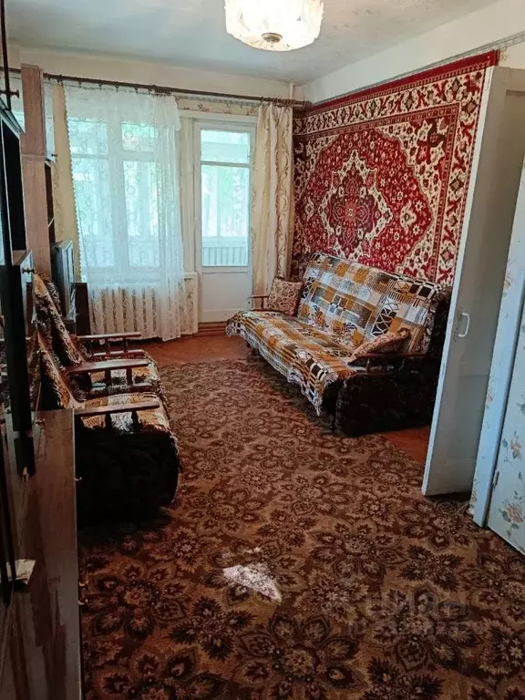 1-к кв. Псковская область, Остров ул. ДОС, 10 (31.3 м) - Фото 1