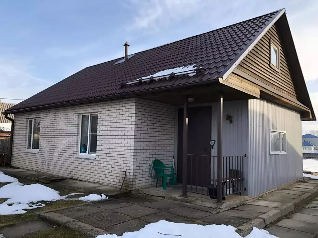 Дом в Ленинградская область, Волховский район, Вындиноостровское ... - Фото 1