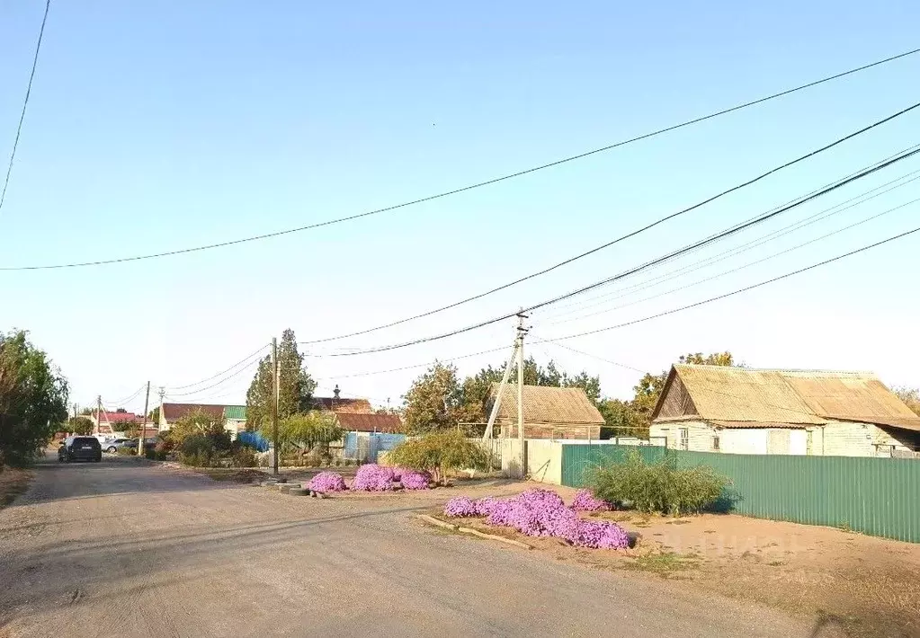 Дом в Волгоградская область, Среднеахтубинский район, Фрунзенское ... - Фото 1