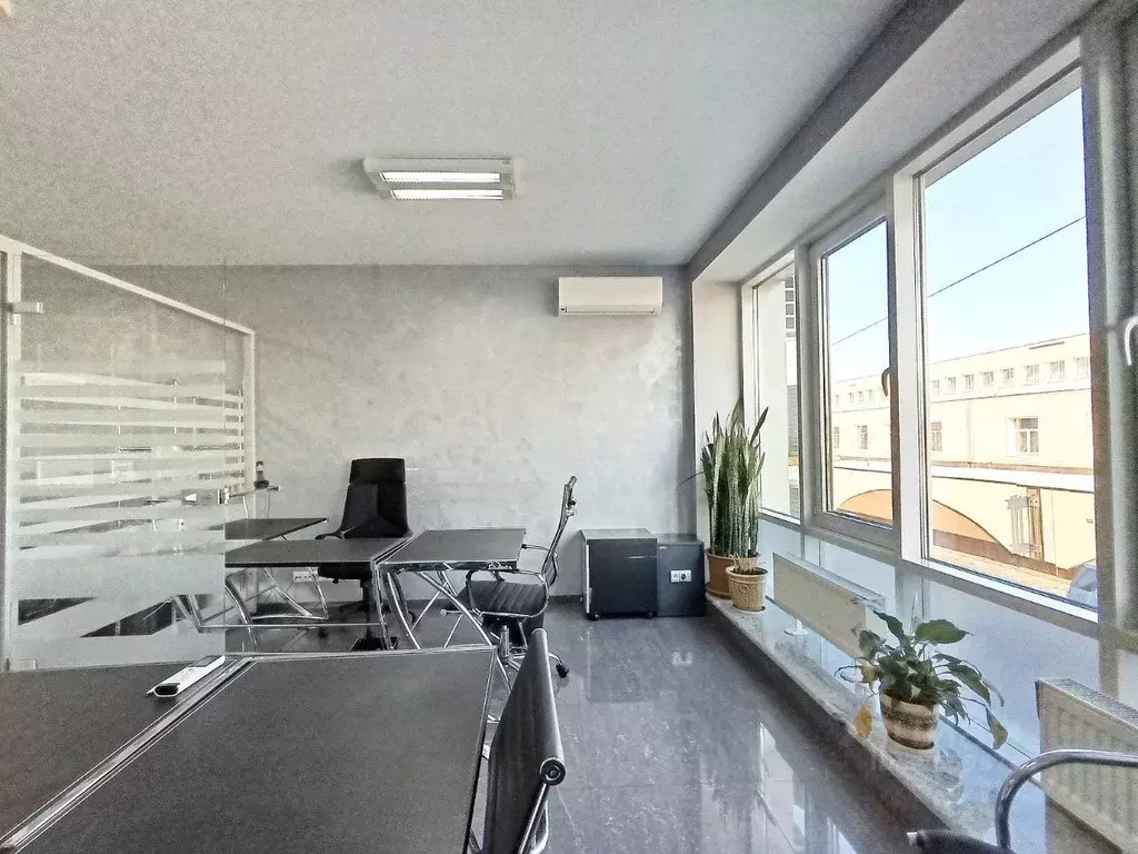 Офис в Санкт-Петербург наб. Воскресенская, 4 (70 м) - Фото 2