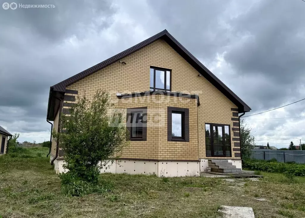 Дом в село Озёрки, Школьная улица (245.7 м) - Фото 1
