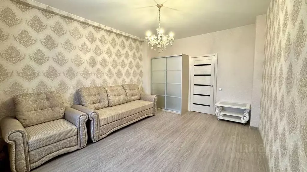 2-к кв. Омская область, Омск ул. Герцена, 40 (59.0 м) - Фото 0