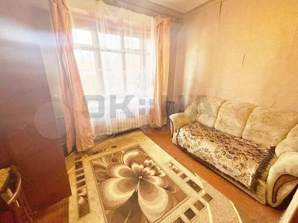 Комната 23 м в 4-к., 1/3 эт. - Фото 0