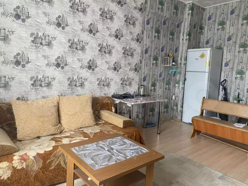 Комната 18,4 м в 5-к., 3/5 эт. - Фото 0