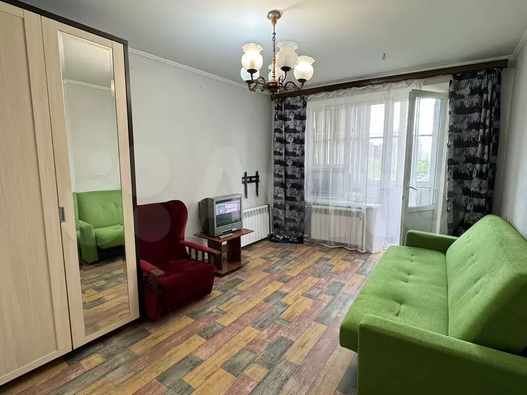 2-к. квартира, 40 м, 9/9 эт. - Фото 0