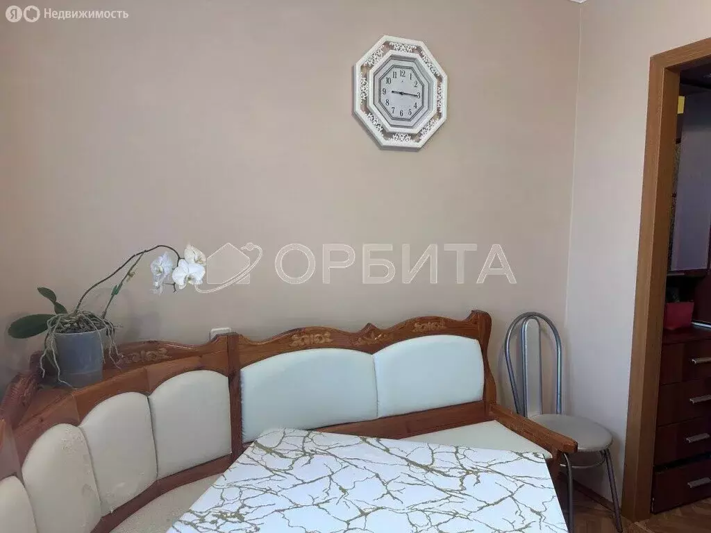 1-комнатная квартира: Тюмень, улица Монтажников, 13А (33.5 м) - Фото 1