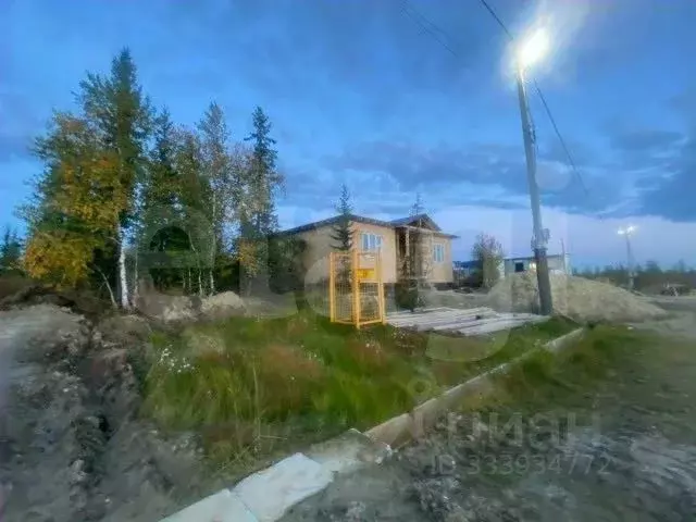 Дом в Ямало-Ненецкий АО, Салехард Радужный мкр, 44 (120 м) - Фото 1