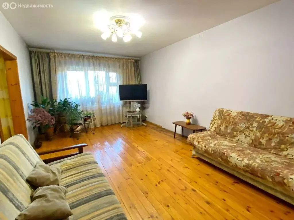 3-комнатная квартира: Новокузнецк, улица Кирова, 111 (112.9 м) - Фото 2