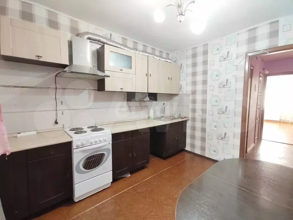 2-к. квартира, 55 м, 1/9 эт. - Фото 0