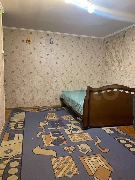 Комната 18 м в 2-к., 5/5 эт. - Фото 0