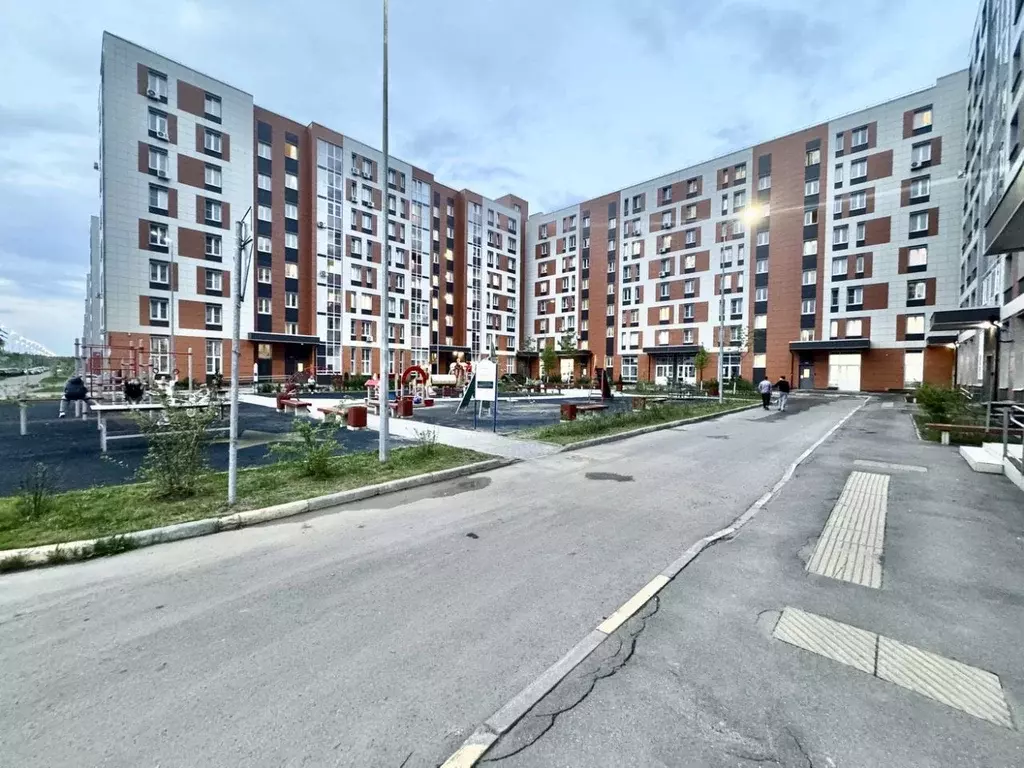 3-к кв. Московская область, Красногорск городской округ, Нахабино пгт ... - Фото 1