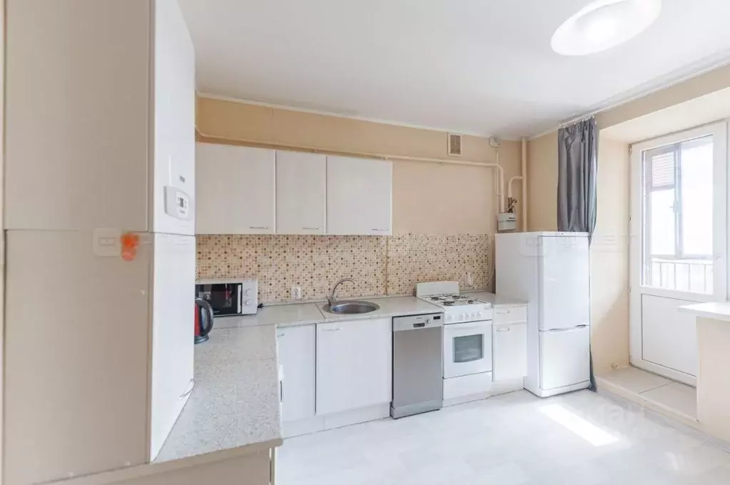 1-к кв. Татарстан, Казань ул. 2-я Старо-Аракчинская, 41 (39.4 м) - Фото 1
