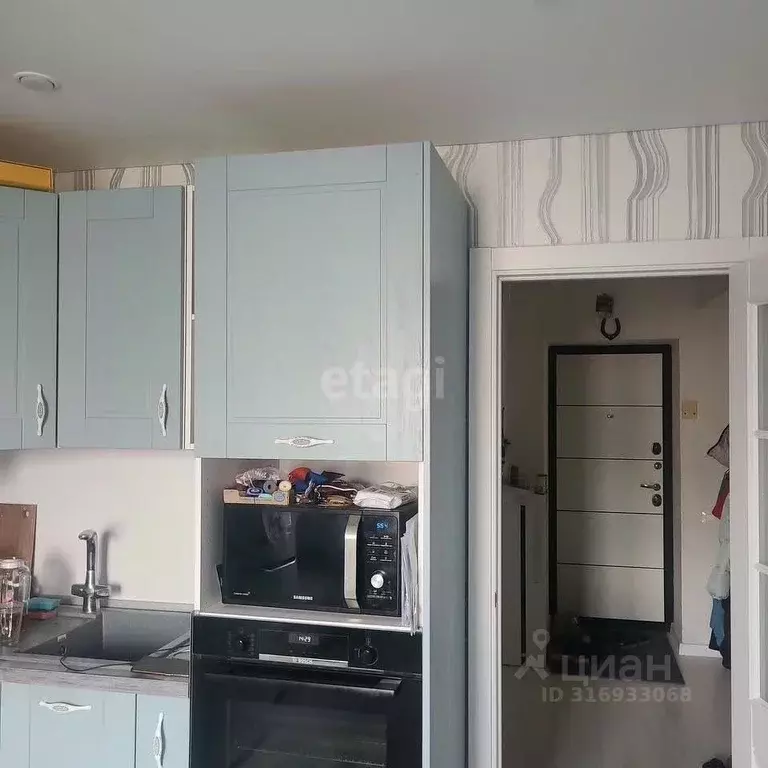 3-к кв. Белгородская область, Старый Оскол Дубрава мкр, 1 кв-л, 11 ... - Фото 1