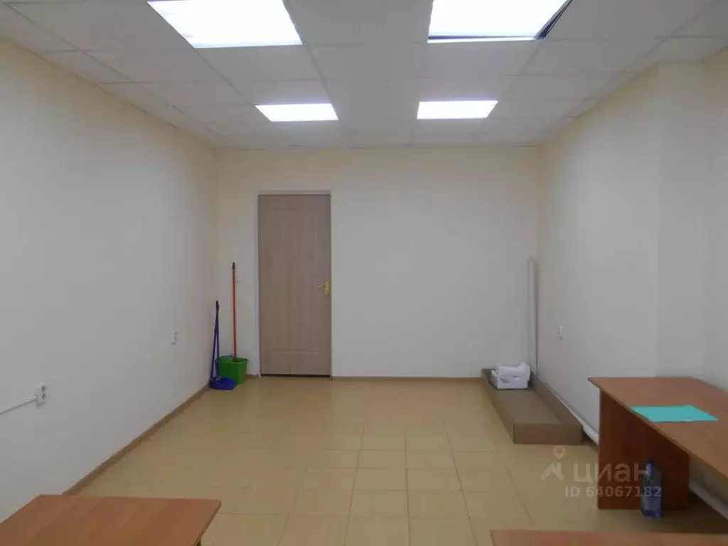 Офис в Калужская область, Калуга Тульская ул., 189с5 (28 м) - Фото 1