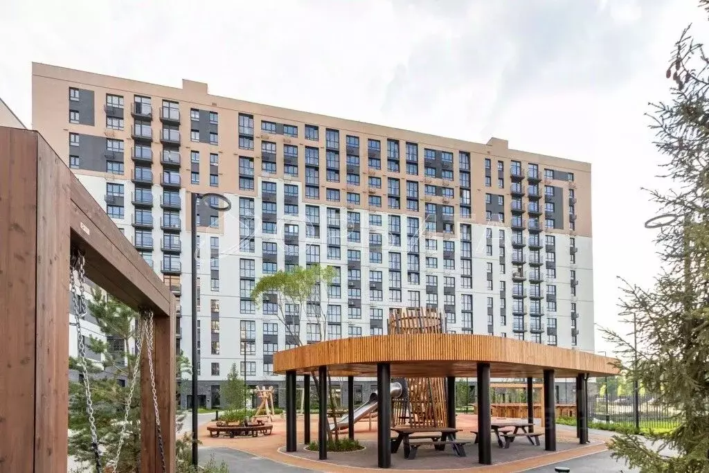 Студия Тюменская область, Тюмень ул. Андрея Приказнова, 1 (23.4 м) - Фото 1