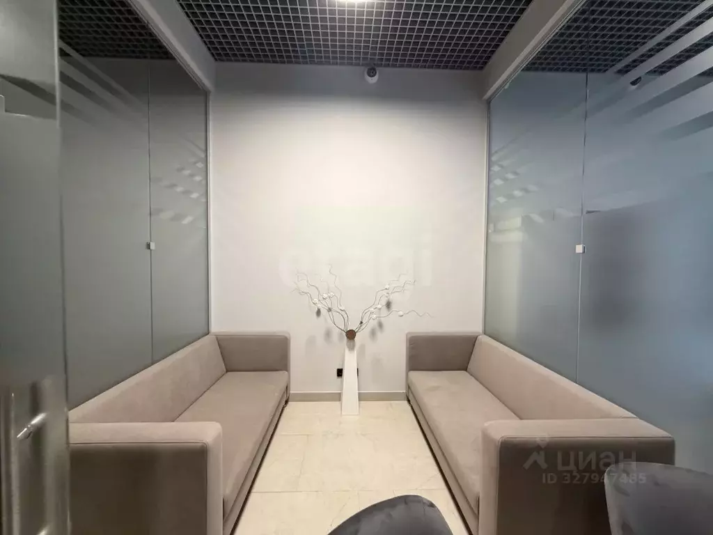 Офис в Крым, Симферополь ул. Гагарина (456 м) - Фото 1