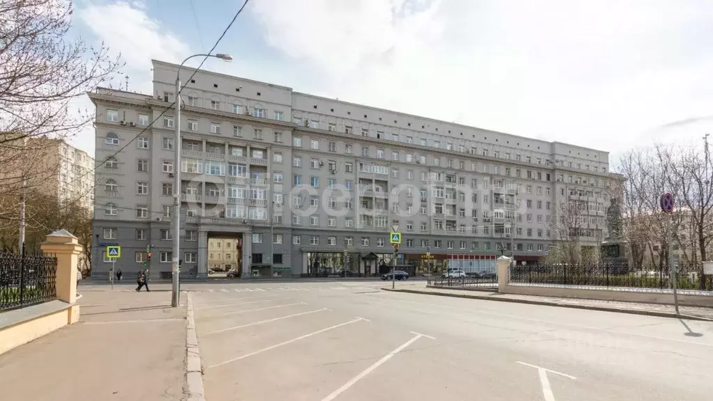 Помещение свободного назначения в Москва Большая Пироговская ул., ... - Фото 1