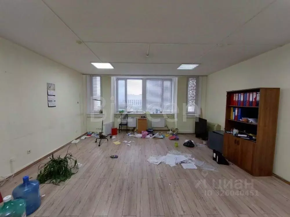 Офис в Санкт-Петербург пл. Конституции, 2 (38 м) - Фото 1