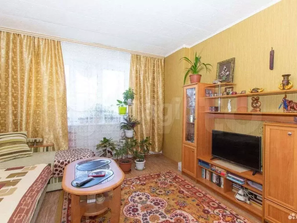1-к. квартира, 38 м, 4/9 эт. - Фото 1