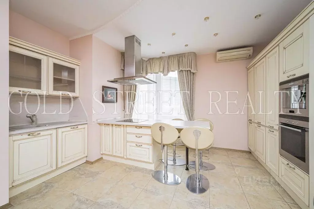 4-к кв. Москва Мосфильмовская ул., 70к6 (143.7 м) - Фото 1