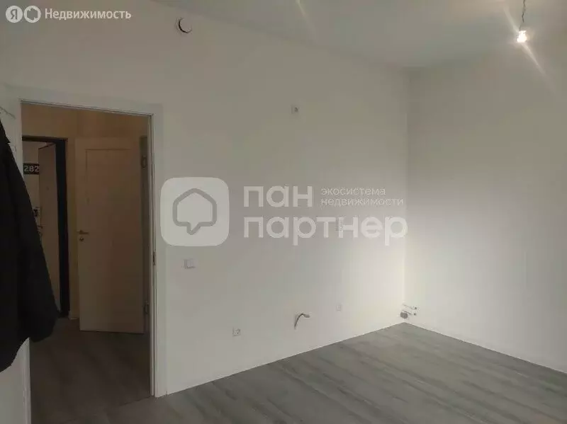 Квартира-студия: деревня Новосаратовка, улица Первых, 4к5 (22.7 м) - Фото 2