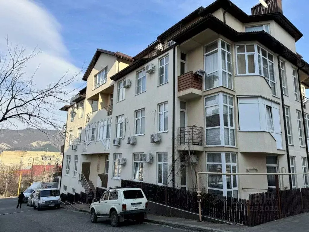 3-к кв. Краснодарский край, Геленджик ул. Свердлова, 24 (70.0 м) - Фото 0